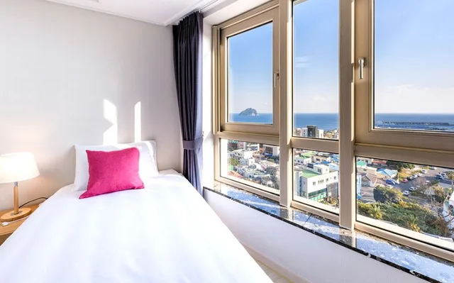 Ocean, Premier, Twin Beds، Shin Shin Hotel Seogwipo 2/2