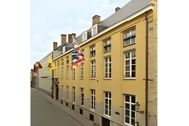 Room, King Bed, Attic, Grand Hotel Casselbergh 1/1