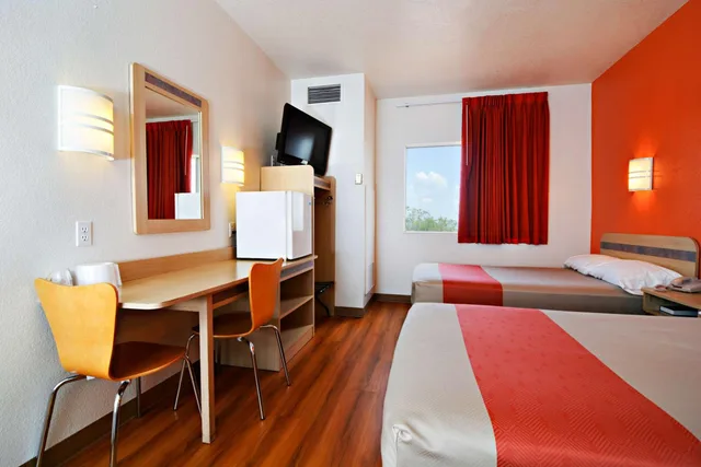 غرفة رباعية، Motel6 Benson, AZ 10/10