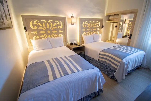 جناح فاخر بسريرين مزدوجين مع أريكة، Pueblo Bonito Mazatlan 1/3