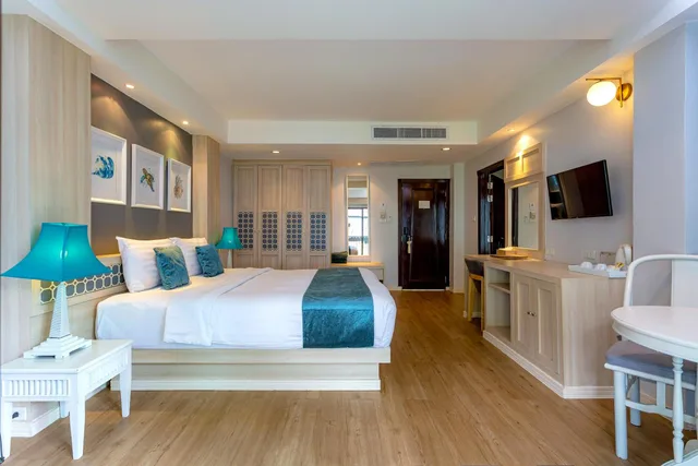 غرفة ديلوكس بسرير مزدوج أو سريرين منفصلين، Khaolak Emerald Beach Resort and Spa 1/10
