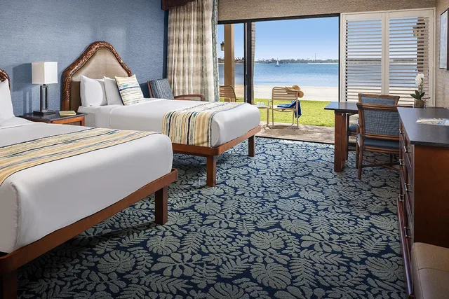 غرفة رباعية بسرير كوين لذوي الإعاقة، Catamaran Resort Hotel and Spa 1/1