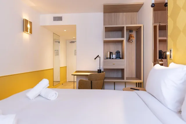 غرفة سوبيريور بسرير كينج، Kyriad Prestige Asnieres-Sur-Seine 1/10