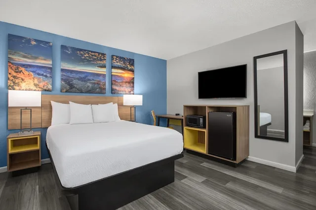 غرفة بسرير كوين، Days Inn By Wyndham Gatesville 1/6