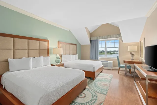 غرفة قياسية بسريرين كوين، The Waterfront Inn 3/9