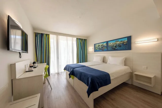 غرفة قياسية بسرير مزدوج أو سريرين منفصلين، Santana Hotel 2/8
