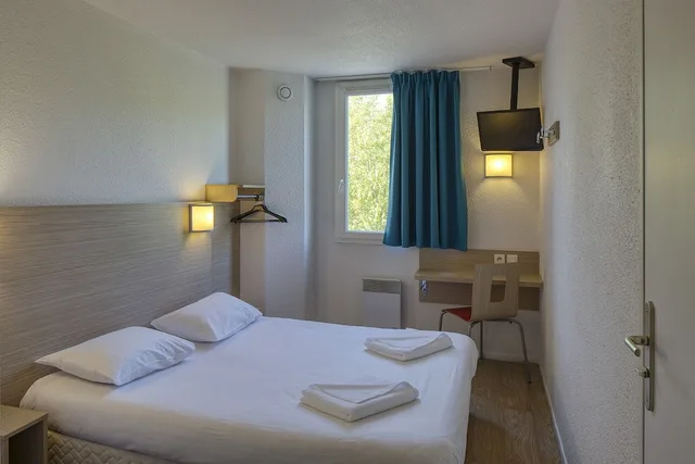 غرفة بسرير مزدوج، Cyan Hotel Roissy Villepinte Parc des Expositions 2/5