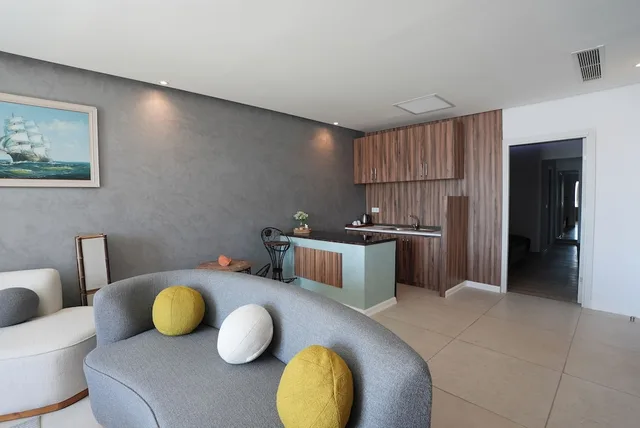 جناح ديلوكس بسرير كوين بإطلالة على البحر بشرفة بغرفة نوم واحدة مع أريكة، Palmalife Hotel 4/8