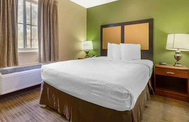 استوديو ديلوكس بسرير كوين، Extended Stay America-Raleigh-North Raleigh-Wake Towne Drive 5/10