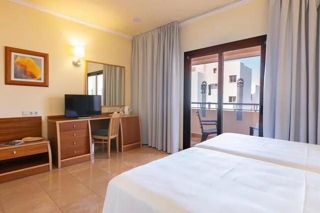 غرفة مفردة بسرير مزدوج، Invisa Hotel La Cala 1/6