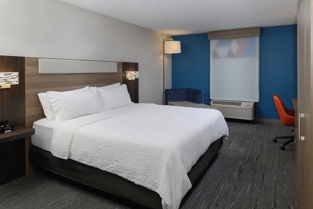 غرفة قياسية بسرير كينج، Holiday Inn Express Hotel And Suites Marysville 3/7