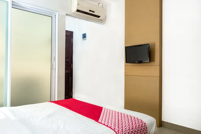 جناح، SUPER OYO Capital O 664 Romance Hotel 4/6