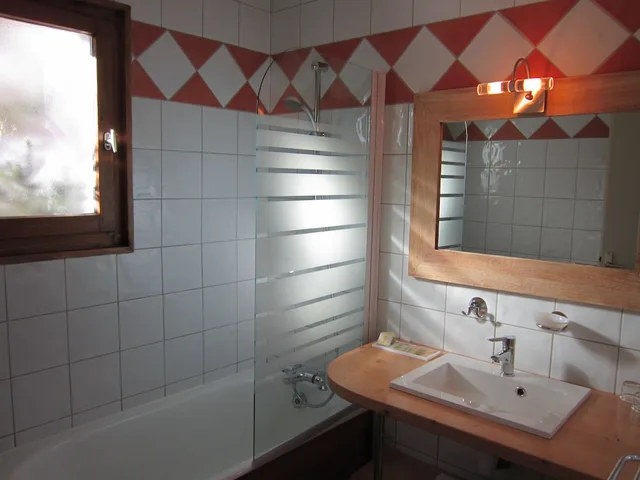 غرفة بسرير مزدوج أو سريرين منفصلين، Hotel Le Gai Soleil 8/8