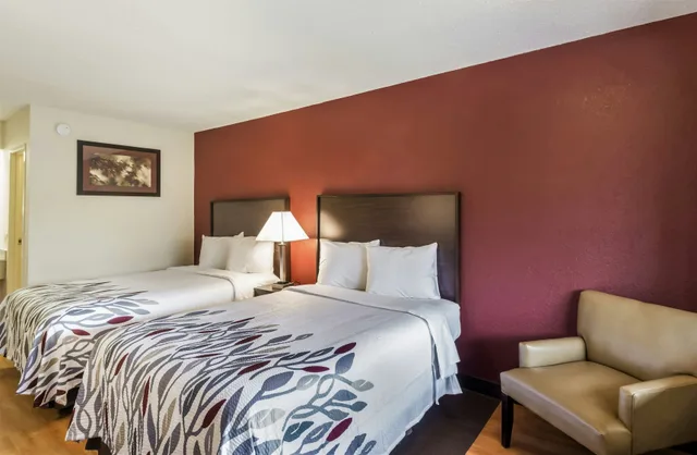 غرفة ديلوكس بسريرين مزدوجين، Red Roof Inn Washington Pa 4/7