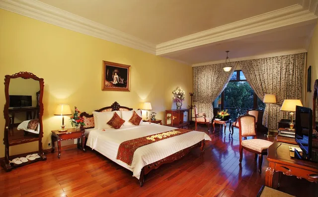 جناح بسرير كينج، Saigon Morin 1/2