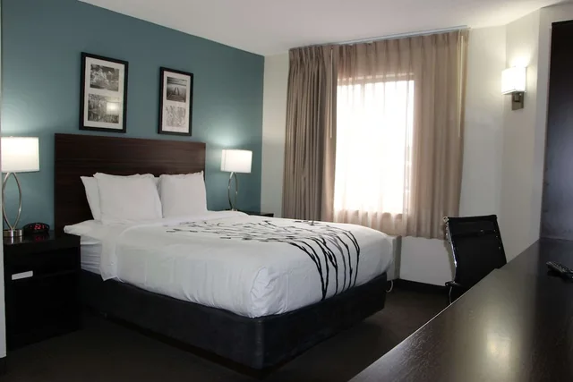 غرفة قياسية بسرير كوين، Sleep Inn Chattanooga Hamilton Place 1/5
