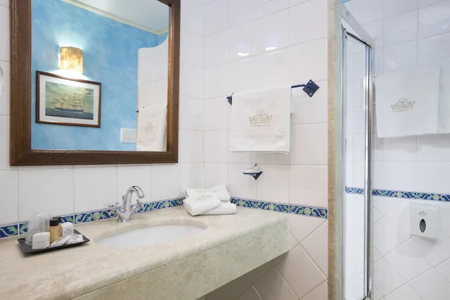 غرفة كومفورت بسرير مزدوج، Poseidonia Hotel 4/5