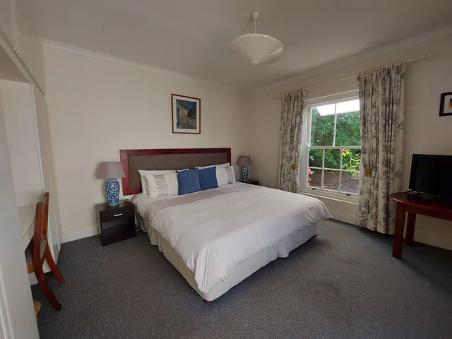 جناح ديلوكس بسرير كوين وسرير فردي بغرفتي نوم، Newlands Guest House 1/2