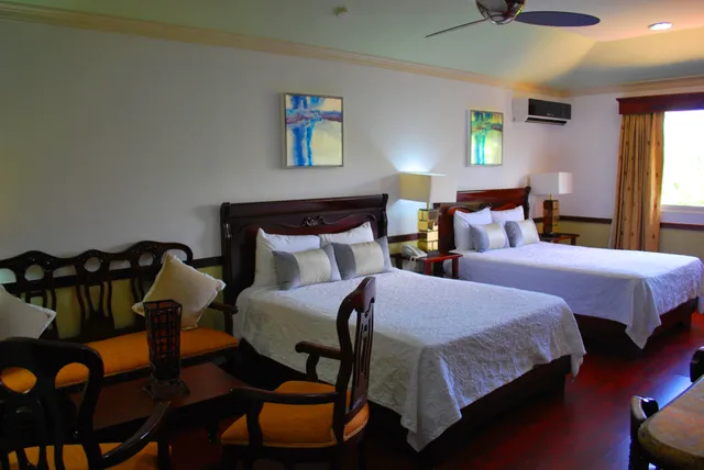 Junior Suite, Deluxe, Hotel Platino 2/2