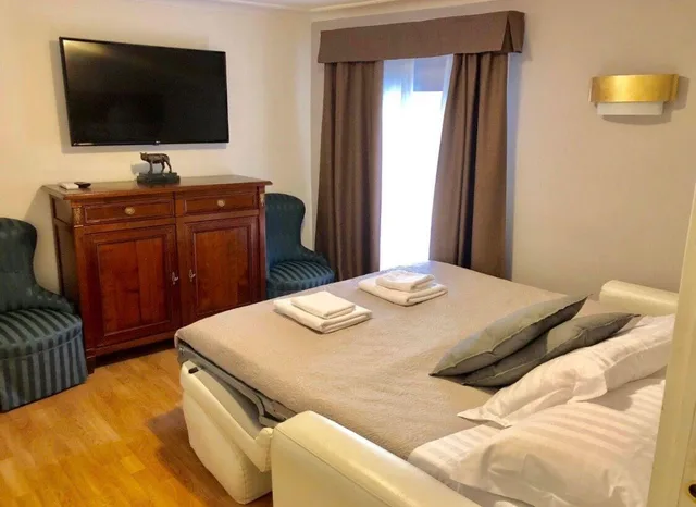 جناح جونيور، Navona Residenza De Charme 3/8