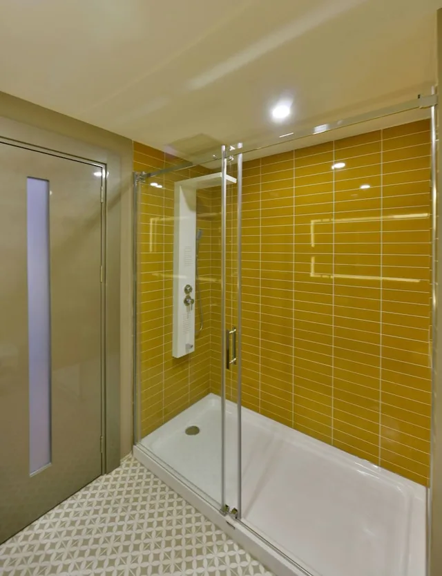 Suite, King Bed, Murphy Bed, Corner، G-Han Hotel 4/4