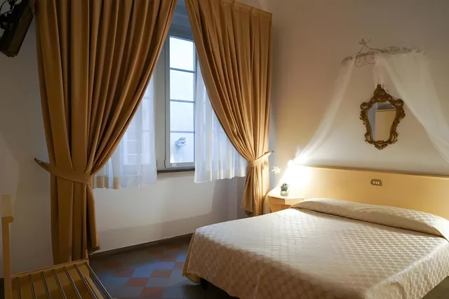 غرفة مفردة، Piccolo Hotel Etruria 1/1