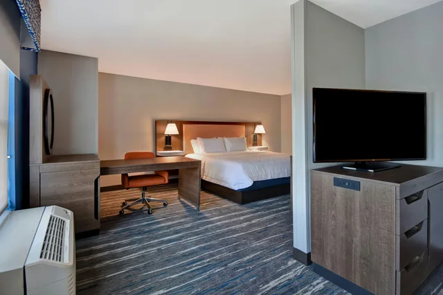 استوديو بسرير كينج، Hampton Inn Potomac Mills Woodbridge 1/4