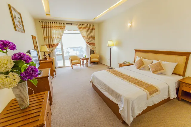 غرفة فاخرة بسريرين منفصلين بإطلالة على النهر، Thien An Riverside Hotel 4/10