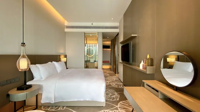 جناح بسرير كينج بإطلالة على البحيرة، Holiday Inn Resort Maoshan Hot-Spring 5/10
