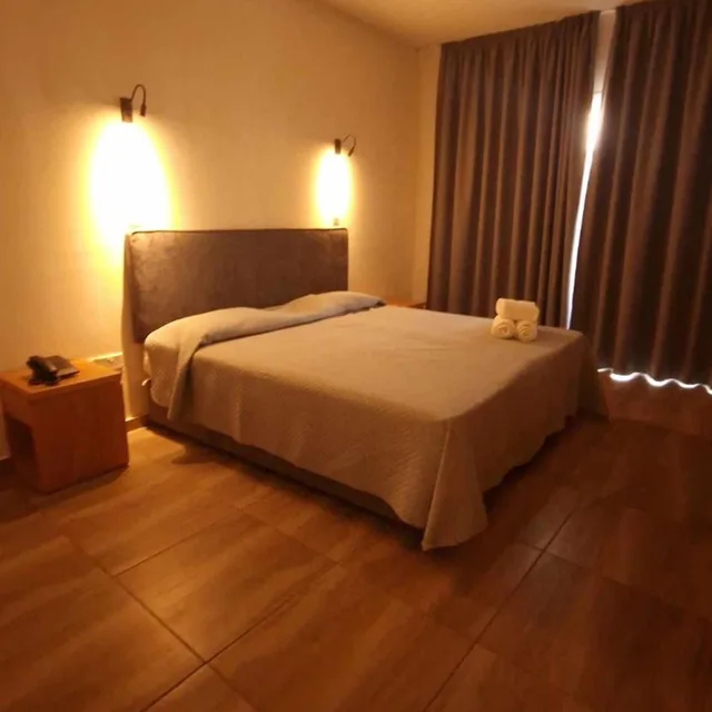 غرفة بسرير مزدوج أو سريرين منفصلين، M. Moniatis Hotel 8/10