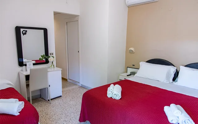 غرفة اقتصادية ثلاثية، Hotel Maestri 3/6