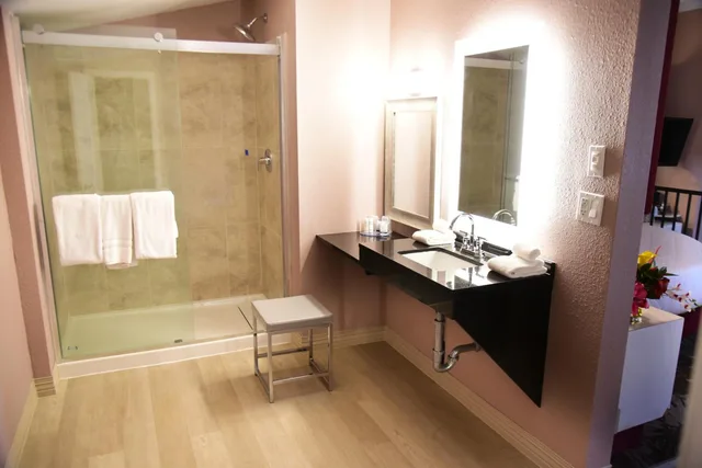 Juliette, Suite، Cove Haven Resort 1/3