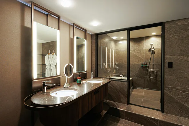 Worklife, Junior Suite, Twin Beds, Lounge Access, Ana Crowne Plaza Hotel Hiroshima 2/2