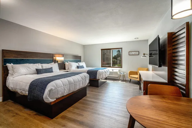 جناح بسريرين كوين، MainStay Suites Moreno Valley Near March Air Reserve Base 1/1