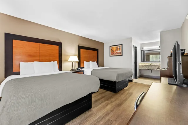 غرفة بسريرين مزدوجين، Quality Inn Richland - Jackson South 3/7