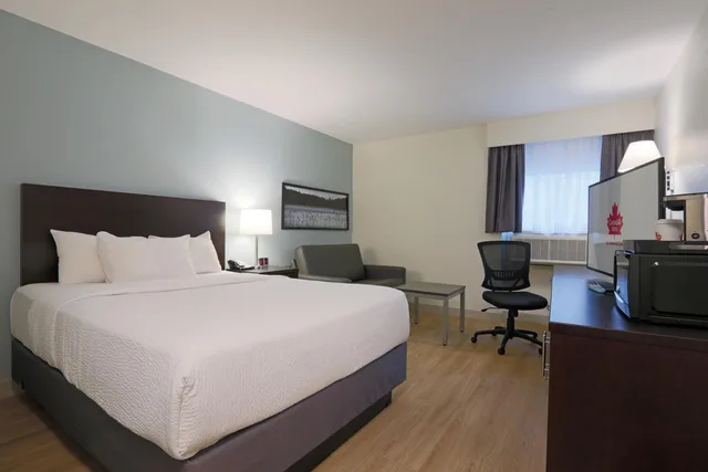 غرفة ديلوكس، Canad Inns Destination Centre Windsor Park 1/6