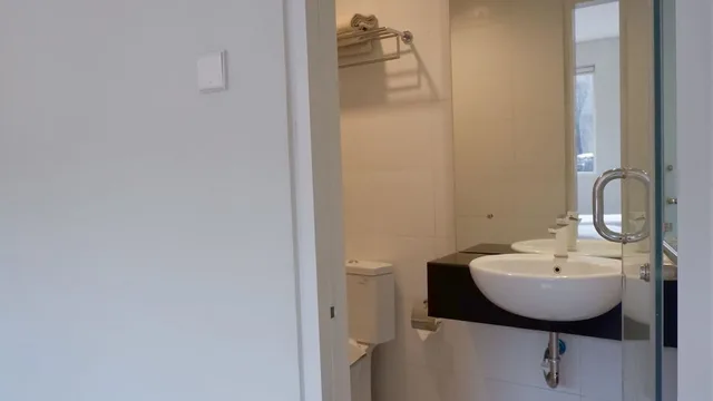 جناح جونيور بسريرين منفصلين، Front One Resort Magelang 5/7