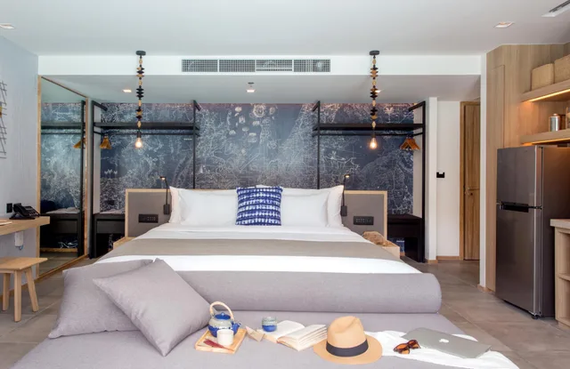 Grand, Deluxe, King Bed, Sofa, Pool Access، La Vela Khao Lak 1/2