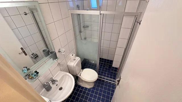 جناح أساسي بسريرين منفصلين بإطلالة على المسبح مع أريكة، The Aegean Gate Hotel 5/5