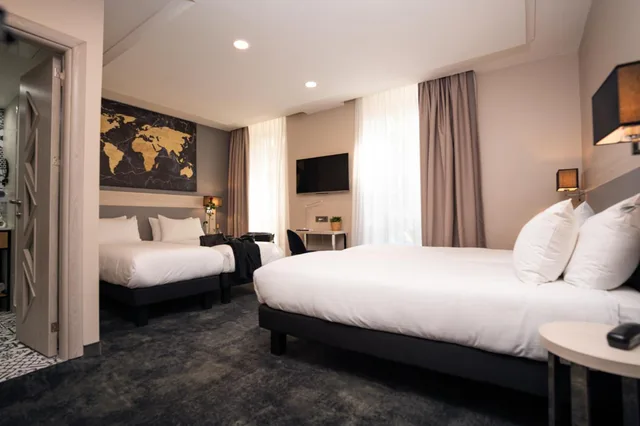 Room, Quadruple, Hotel Univers 2/8