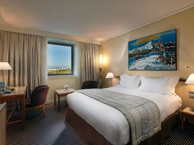 غرفة فاخرة بسرير كينج بإطلالة على الحديقة، Sofitel Algiers Hamma Garden 2/3