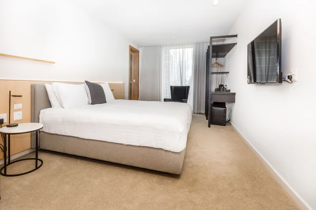 لوفت بسرير كينج، Quay Perth Hotel 1/7