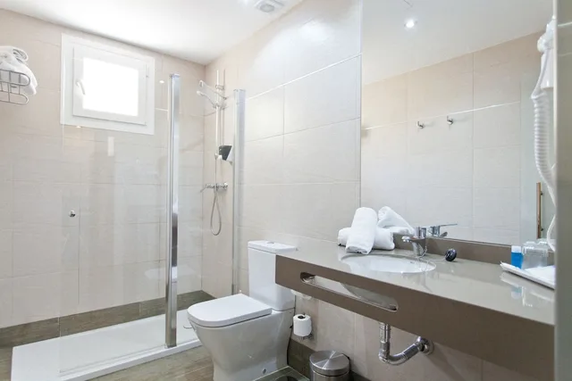 غرفة بسرير مزدوج أو سريرين منفصلين، Porcel Sabica Hotel 3/4