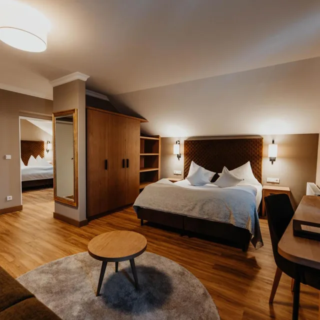 جناح بشرفة بغرفتي نوم، Post Seefeld - Wellnesshotel Tirol 2/4
