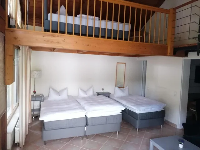 غرفة عائلية، Hotel Garni Nuernberger Trichter 3/4
