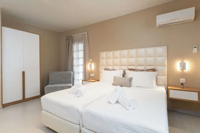 Deluxe, Twin Beds, Sea View, Villa Building، Georgalas Sun Beach Hotel 1/10