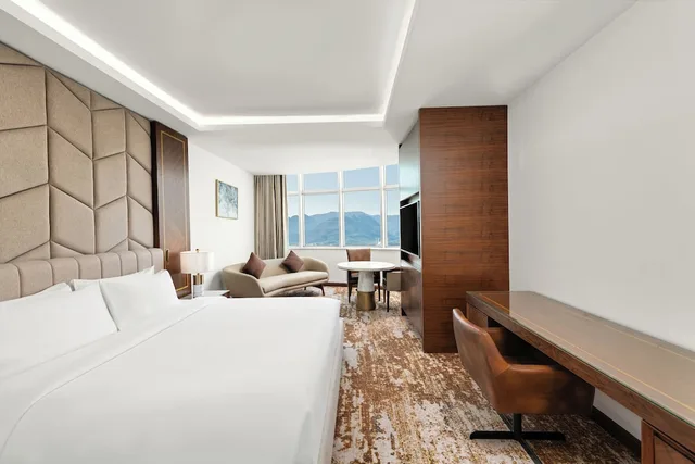 غرفة ديلوكس بسرير كينج، Movenpick Hotel Centaurus 3/9