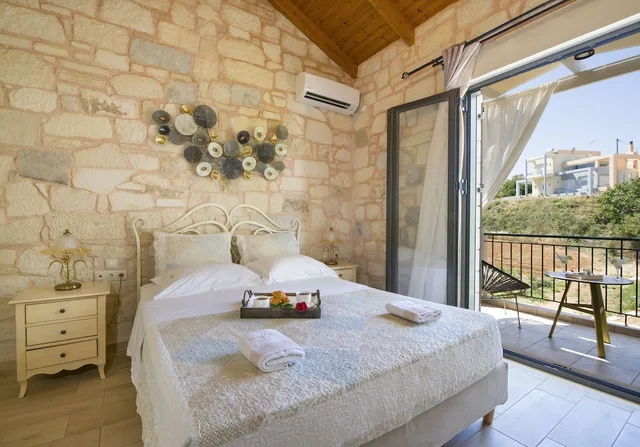 فيلا سوبيريور بسرير كوين وسريرين منفصلين بغرفتي نوم مع أريكة بمسبح خاص، Villa Constancia 7/10