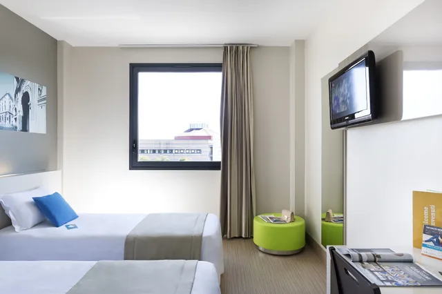 غرفة بسرير كوين، B&B Hotel Ferrara 10/10