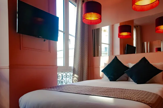 غرفة قياسية بسرير مزدوج، Hotel Petit Saint Honore 1/2